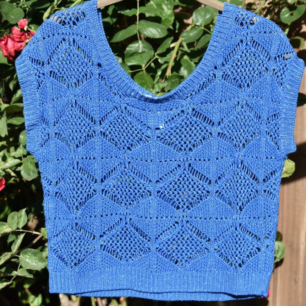 Blue Knitted Cropped Top